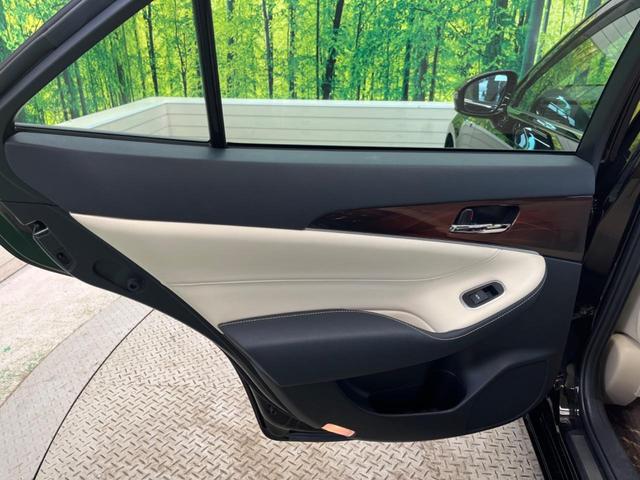 クラウンハイブリッド ロイヤルサルーン アドバンストPKG 禁煙車 メーカー8型ナビTV バックカメラ プリクラッシュ レーダークルーズ インテリジェントクリアランスソナー HIDヘッド 純正16インチAW 前席パワーシート ETC(40枚目)