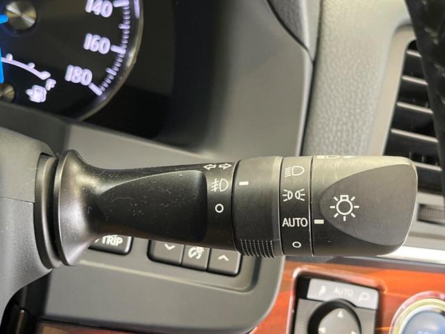 クラウンハイブリッド ロイヤルサルーン アドバンストPKG 禁煙車 メーカー8型ナビTV バックカメラ プリクラッシュ レーダークルーズ インテリジェントクリアランスソナー HIDヘッド 純正16インチAW 前席パワーシート ETC(42枚目)