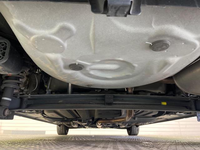 シエンタ G LEDランプPKG 7人乗 禁煙車 純正ナビフルセグ 両側電動ドア バックカメラ LEDヘッド スマートキー オートエアコン シートヒーター オートライト ETC2.0 革巻ステアリング(19枚目)