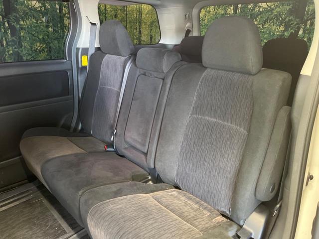 ヴェルファイア ２．４Ｚ　禁煙車　ＢＩＧ－Ｘ８型ナビＴＶ　フリップダウンモニター　電動スライドドア　バックカメラ　ＨＩＤヘッド　純正１８インチＡＷ　クリアランスソナー　前後左右独立オートエアコン　革巻ステアリング　８スピーカー（33枚目）