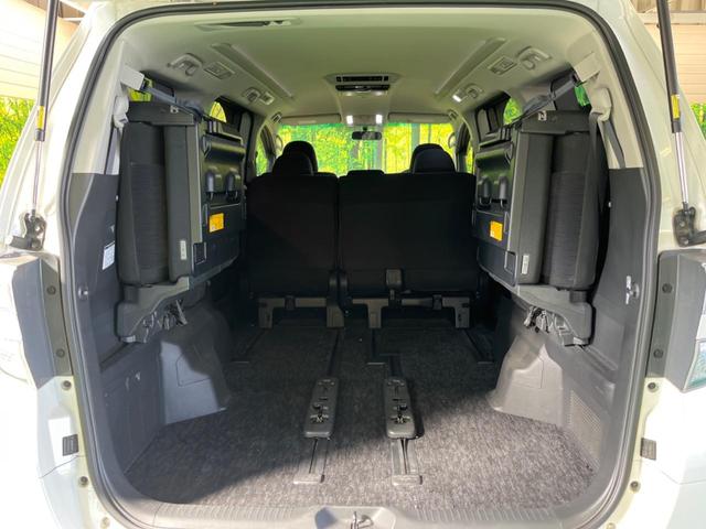 ヴェルファイア ２．４Ｚ　禁煙車　ＢＩＧ－Ｘ８型ナビＴＶ　フリップダウンモニター　電動スライドドア　バックカメラ　ＨＩＤヘッド　純正１８インチＡＷ　クリアランスソナー　前後左右独立オートエアコン　革巻ステアリング　８スピーカー（41枚目）