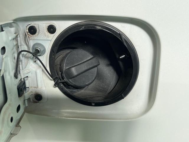 ヴェルファイア ２．４Ｚ　禁煙車　ＢＩＧ－Ｘ８型ナビＴＶ　フリップダウンモニター　電動スライドドア　バックカメラ　ＨＩＤヘッド　純正１８インチＡＷ　クリアランスソナー　前後左右独立オートエアコン　革巻ステアリング　８スピーカー（63枚目）