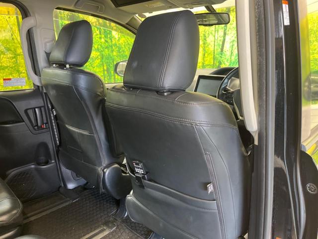 ヴォクシー Ｖ　７人乗　禁煙車　純正９型ナビＴＶ　純正１１型後席モニター　両側電動ドア　バックカメラ　ＬＥＤヘッド　ＢＡＤＸ１７インチＡＷ　クルーズコントロール　ＥＴＣ　スマートキー　デュアルオートエアコン（38枚目）