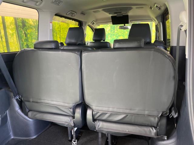 ヴォクシー Ｖ　７人乗　禁煙車　純正９型ナビＴＶ　純正１１型後席モニター　両側電動ドア　バックカメラ　ＬＥＤヘッド　ＢＡＤＸ１７インチＡＷ　クルーズコントロール　ＥＴＣ　スマートキー　デュアルオートエアコン（39枚目）
