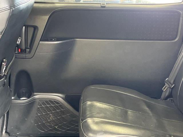 ヴォクシー Ｖ　７人乗　禁煙車　純正９型ナビＴＶ　純正１１型後席モニター　両側電動ドア　バックカメラ　ＬＥＤヘッド　ＢＡＤＸ１７インチＡＷ　クルーズコントロール　ＥＴＣ　スマートキー　デュアルオートエアコン（47枚目）