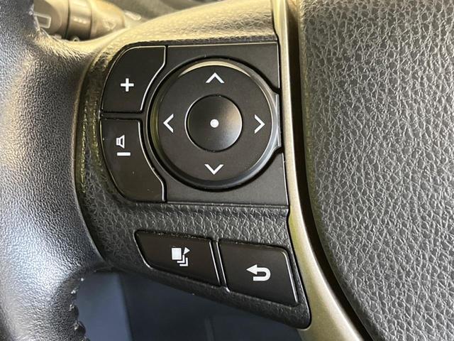 ヴォクシー Ｖ　７人乗　禁煙車　純正９型ナビＴＶ　純正１１型後席モニター　両側電動ドア　バックカメラ　ＬＥＤヘッド　ＢＡＤＸ１７インチＡＷ　クルーズコントロール　ＥＴＣ　スマートキー　デュアルオートエアコン（52枚目）