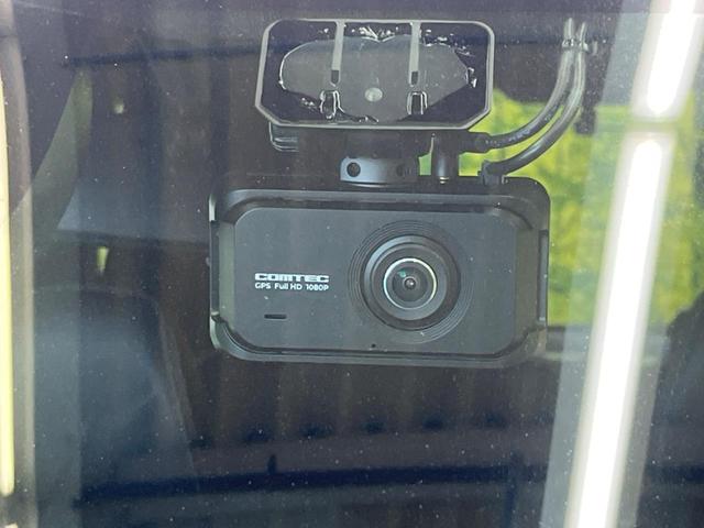 タント カスタムＸ　禁煙車　純正ナビフルセグ　両側電動ドア　バックカメラ　スマートアシスト　コーナーセンサー　ＬＥＤヘッド　純正１４インチＡＷ　半革シート　シートヒーター　Ｂｌｕｅｔｏｏｔｈ　６スピーカー　ＤＶＤ再生（7枚目）