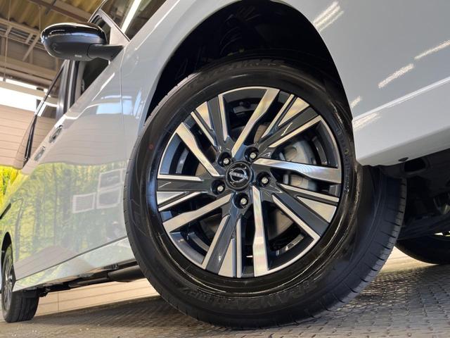 セレナ e-パワー ハイウェイスターV 登録済未使用車 2トーンカラー 12.3型コネクトナビTV アラウンドビューモニタ 両側ハンズフリー電動ドア 衝突被害 ナビリンクプロパイロット ETC2.0 後側方車両検知警告 後席オートエアコン(14枚目)