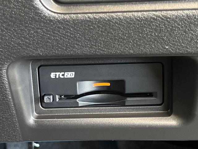 セレナ e-パワー ハイウェイスターV 登録済未使用車 2トーンカラー 12.3型コネクトナビTV アラウンドビューモニタ 両側ハンズフリー電動ドア 衝突被害 ナビリンクプロパイロット ETC2.0 後側方車両検知警告 後席オートエアコン(32枚目)