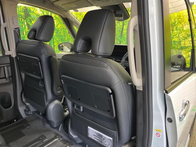 セレナ e-パワー ハイウェイスターV 登録済未使用車 2トーンカラー 12.3型コネクトナビTV アラウンドビューモニタ 両側ハンズフリー電動ドア 衝突被害 ナビリンクプロパイロット ETC2.0 後側方車両検知警告 後席オートエアコン(40枚目)