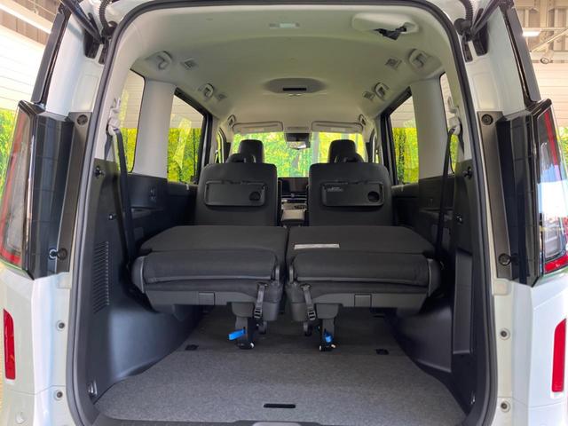 セレナ e-パワー ハイウェイスターV 登録済未使用車 2トーンカラー 12.3型コネクトナビTV アラウンドビューモニタ 両側ハンズフリー電動ドア 衝突被害 ナビリンクプロパイロット ETC2.0 後側方車両検知警告 後席オートエアコン(45枚目)