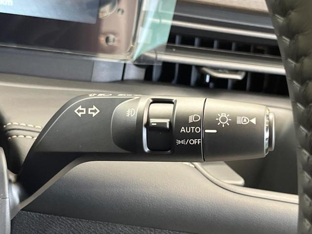 セレナ e-パワー ハイウェイスターV 登録済未使用車 2トーンカラー 12.3型コネクトナビTV アラウンドビューモニタ 両側ハンズフリー電動ドア 衝突被害 ナビリンクプロパイロット ETC2.0 後側方車両検知警告 後席オートエアコン(52枚目)