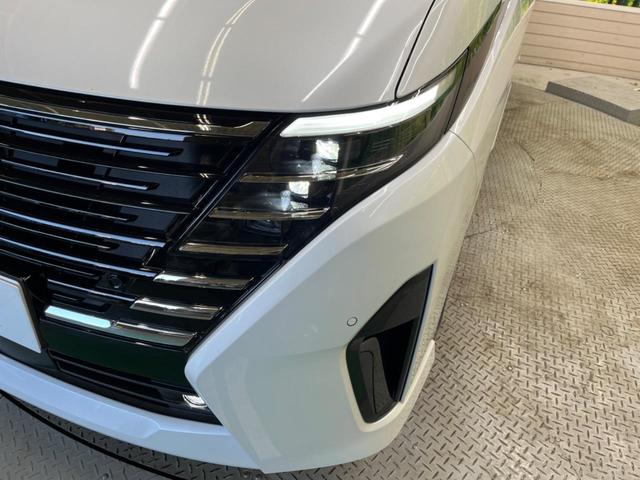 セレナ e-パワー ハイウェイスターV 登録済未使用車 2トーンカラー 12.3型コネクトナビTV アラウンドビューモニタ 両側ハンズフリー電動ドア 衝突被害 ナビリンクプロパイロット ETC2.0 後側方車両検知警告 後席オートエアコン(63枚目)