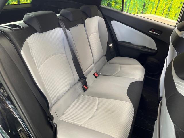 プリウス Ｓ　禁煙車　純正ナビＴＶ　バックカメラ　セーフティセンス　クールグレー内装　ＬＥＤヘッド　純正１５インチＡＷ　ＥＴＣ　Ｂｌｕｅｔｏｏｔｈ　レーダークルーズ　オートマチックハイビーム　６スピーカー（10枚目）