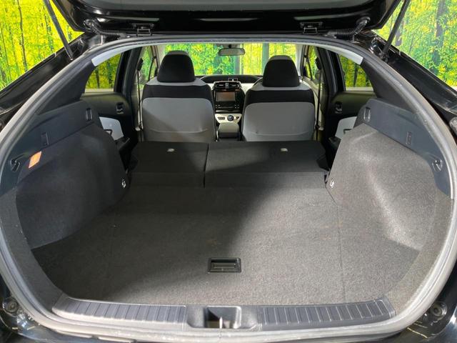 プリウス Ｓ　禁煙車　純正ナビＴＶ　バックカメラ　セーフティセンス　クールグレー内装　ＬＥＤヘッド　純正１５インチＡＷ　ＥＴＣ　Ｂｌｕｅｔｏｏｔｈ　レーダークルーズ　オートマチックハイビーム　６スピーカー（11枚目）