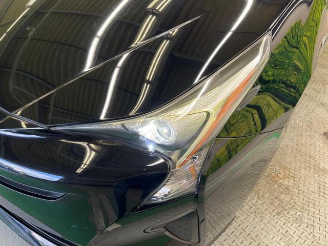 プリウス Ｓ　禁煙車　純正ナビＴＶ　バックカメラ　セーフティセンス　クールグレー内装　ＬＥＤヘッド　純正１５インチＡＷ　ＥＴＣ　Ｂｌｕｅｔｏｏｔｈ　レーダークルーズ　オートマチックハイビーム　６スピーカー（12枚目）