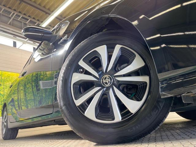プリウス Ｓ　禁煙車　純正ナビＴＶ　バックカメラ　セーフティセンス　クールグレー内装　ＬＥＤヘッド　純正１５インチＡＷ　ＥＴＣ　Ｂｌｕｅｔｏｏｔｈ　レーダークルーズ　オートマチックハイビーム　６スピーカー（13枚目）