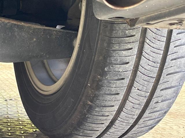 プリウス Ｓ　禁煙車　純正ナビＴＶ　バックカメラ　セーフティセンス　クールグレー内装　ＬＥＤヘッド　純正１５インチＡＷ　ＥＴＣ　Ｂｌｕｅｔｏｏｔｈ　レーダークルーズ　オートマチックハイビーム　６スピーカー（23枚目）