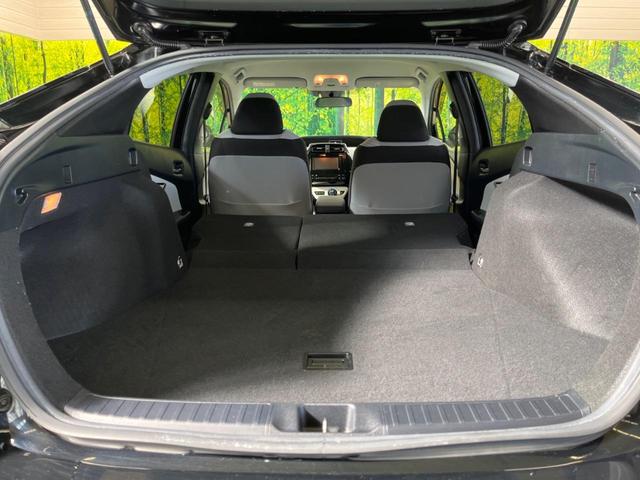 プリウス Ｓ　禁煙車　純正ナビＴＶ　バックカメラ　セーフティセンス　クールグレー内装　ＬＥＤヘッド　純正１５インチＡＷ　ＥＴＣ　Ｂｌｕｅｔｏｏｔｈ　レーダークルーズ　オートマチックハイビーム　６スピーカー（36枚目）