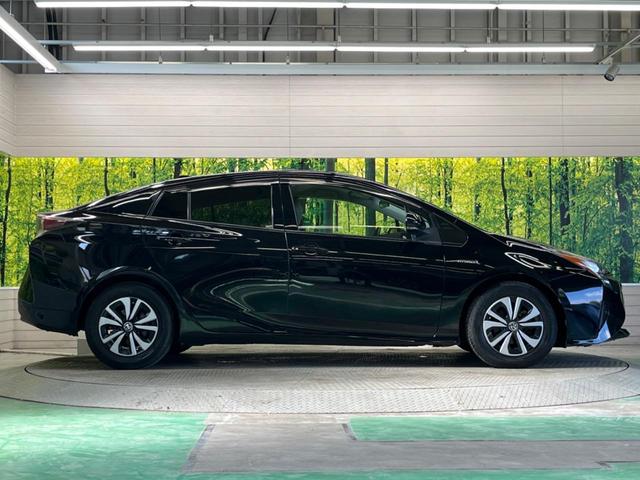 プリウス Ｓ　禁煙車　純正ナビＴＶ　バックカメラ　セーフティセンス　クールグレー内装　ＬＥＤヘッド　純正１５インチＡＷ　ＥＴＣ　Ｂｌｕｅｔｏｏｔｈ　レーダークルーズ　オートマチックハイビーム　６スピーカー（53枚目）