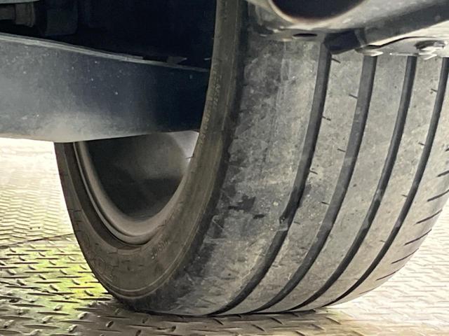 プリウス Sツーリングセレクション 禁煙車 純正8型ディスプレイTV バックカメラ セーフティセンス レーダークルーズ LEDヘッド LEDフォグ 純正17インチAW AppleCarPlay ETC 黒合皮シート シートヒーター(23枚目)