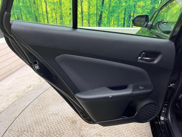 プリウス Sツーリングセレクション 禁煙車 純正8型ディスプレイTV バックカメラ セーフティセンス レーダークルーズ LEDヘッド LEDフォグ 純正17インチAW AppleCarPlay ETC 黒合皮シート シートヒーター(43枚目)