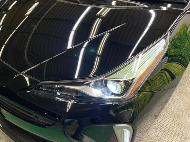 プリウス Sツーリングセレクション 禁煙車 純正8型ディスプレイTV バックカメラ セーフティセンス レーダークルーズ LEDヘッド LEDフォグ 純正17インチAW AppleCarPlay ETC 黒合皮シート シートヒーター(56枚目)