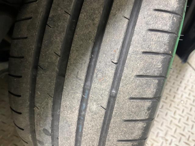 プリウス Sツーリングセレクション 禁煙車 純正8型ディスプレイTV バックカメラ セーフティセンス レーダークルーズ LEDヘッド LEDフォグ 純正17インチAW AppleCarPlay ETC 黒合皮シート シートヒーター(57枚目)