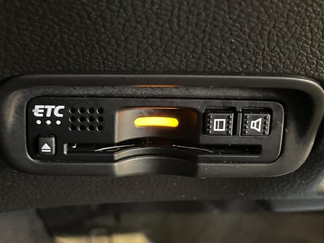 ヴェゼル ハイブリッドＺ・ホンダセンシング　禁煙車　純正８型ナビＴＶ　バックカメラ　アダプティブクルーズ　ＬＥＤヘッド　純正１７インチＡＷ　半革シート　ルーフレール　ＥＴＣ　Ｂｌｕｅｔｏｏｔｈ　シートヒーター　コンフォートビューＰＫＧ（31枚目）