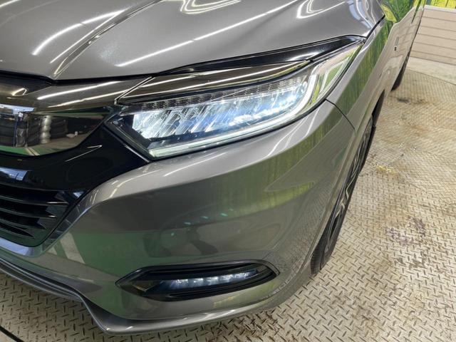 ヴェゼル ハイブリッドＺ・ホンダセンシング　禁煙車　純正８型ナビＴＶ　バックカメラ　アダプティブクルーズ　ＬＥＤヘッド　純正１７インチＡＷ　半革シート　ルーフレール　ＥＴＣ　Ｂｌｕｅｔｏｏｔｈ　シートヒーター　コンフォートビューＰＫＧ（58枚目）