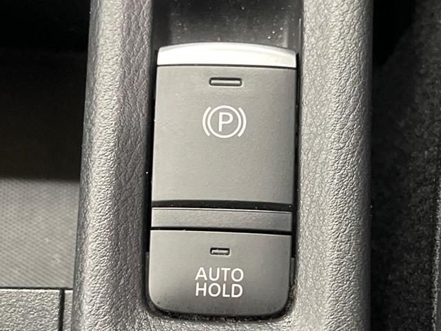 キックス Ｘ　ブラックスタイルＰＫＧ　禁煙車　純正９型ナビＴＶ　アラウンドビューモニタ　衝突被害軽減　プロパイロット　ＬＥＤヘッド　純正１７インチＡＷ　ＥＴＣ　Ｂｌｕｅｔｏｏｔｈ　半革　インテリジェントルームミラー（8枚目）