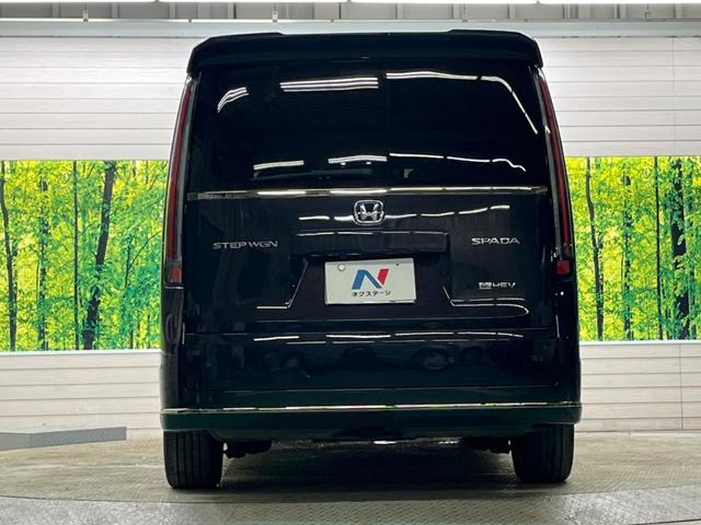 ステップワゴン ｅ：ＨＥＶスパーダ　禁煙車　純正１１．４型ナビＴＶ　純正１５．６型後席モニター　バックカメラ　ホンダセンシング　両側電動ドア　電動バックドア　渋滞追従アダプティブクルーズ　半革　シートヒーター　後席オートエアコン（16枚目）