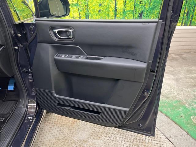 ステップワゴン ｅ：ＨＥＶスパーダ　禁煙車　純正１１．４型ナビＴＶ　純正１５．６型後席モニター　バックカメラ　ホンダセンシング　両側電動ドア　電動バックドア　渋滞追従アダプティブクルーズ　半革　シートヒーター　後席オートエアコン（50枚目）