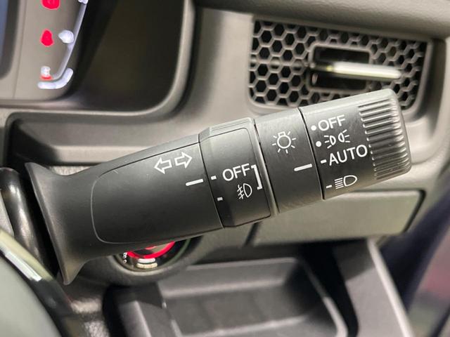 ステップワゴン ｅ：ＨＥＶスパーダ　禁煙車　純正１１．４型ナビＴＶ　純正１５．６型後席モニター　バックカメラ　ホンダセンシング　両側電動ドア　電動バックドア　渋滞追従アダプティブクルーズ　半革　シートヒーター　後席オートエアコン（53枚目）