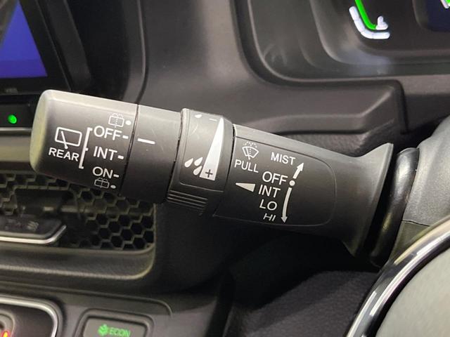 ステップワゴン ｅ：ＨＥＶスパーダ　禁煙車　純正１１．４型ナビＴＶ　純正１５．６型後席モニター　バックカメラ　ホンダセンシング　両側電動ドア　電動バックドア　渋滞追従アダプティブクルーズ　半革　シートヒーター　後席オートエアコン（54枚目）