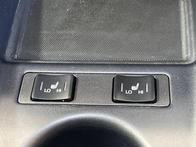 プリウス Sツーリングセレクション 禁煙車 純正8型ディスプレイ パノラミックビューモニタ セーフティセンス インテリジェントクリアランスソナー AppleCarPlay ETC LEDフォグ 合皮レザーシート シートヒーター(8枚目)