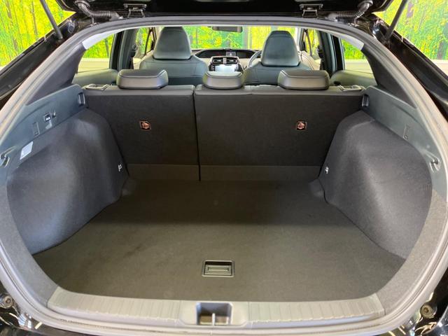 プリウス Sツーリングセレクション 禁煙車 純正8型ディスプレイ パノラミックビューモニタ セーフティセンス インテリジェントクリアランスソナー AppleCarPlay ETC LEDフォグ 合皮レザーシート シートヒーター(11枚目)