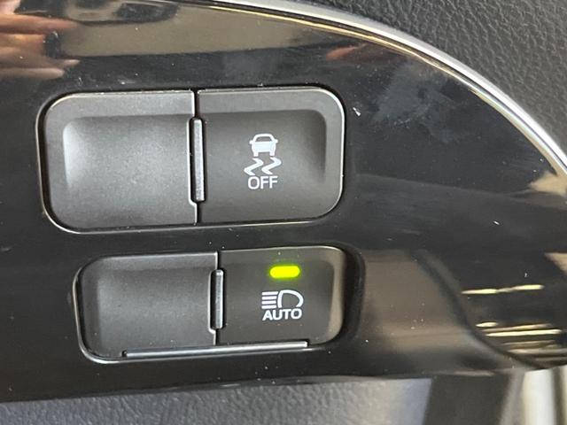 プリウス Sツーリングセレクション 禁煙車 純正8型ディスプレイ パノラミックビューモニタ セーフティセンス インテリジェントクリアランスソナー AppleCarPlay ETC LEDフォグ 合皮レザーシート シートヒーター(28枚目)