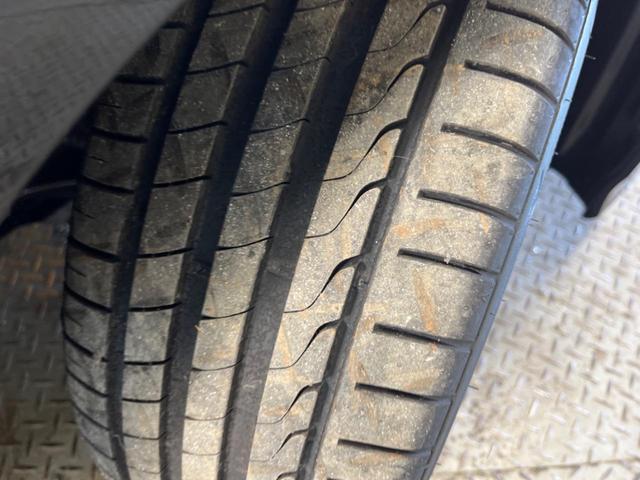 プリウス Sツーリングセレクション 禁煙車 純正8型ディスプレイ パノラミックビューモニタ セーフティセンス インテリジェントクリアランスソナー AppleCarPlay ETC LEDフォグ 合皮レザーシート シートヒーター(62枚目)