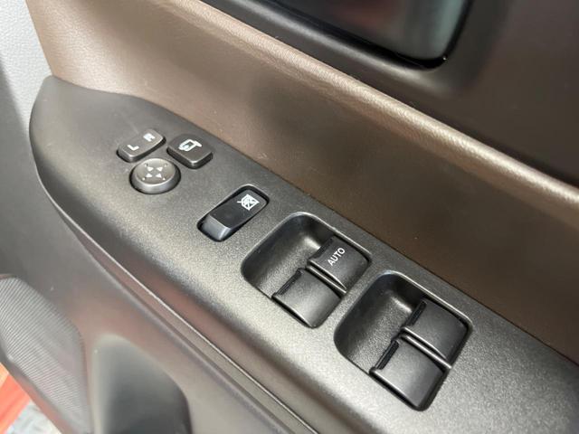 スペーシア ハイブリッドＸ　２トーンルーフ　禁煙車　ナビフルセグ　両側電動ドア　バックカメラ　ＬＥＤヘッド　ＥＴＣ　Ｂｌｕｅｔｏｏｔｈ　セーフティサポート　リアパーキングセンサ　シートヒーター　後席サーキュレーター／サンシェード（51枚目）