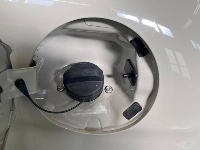 アルトラパンＬＣ Ｘ　届出済未使用車　ブラウンルーフ　セーフティサポート　ＬＥＤヘッド　純正１４インチＡＷ　半革シート　シートヒーター　スマートキー　オートエアコン　リアパーキングセンサ　ハイビームアシスト　オートライト（51枚目）