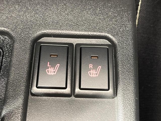 【シートヒーター】寒い日に重宝するシートヒーター！エアコンより早く温まってくれるので寒がりの人も安心ですね♪エアコンの温風は乾燥するから苦手、という方にもをおすすめです。