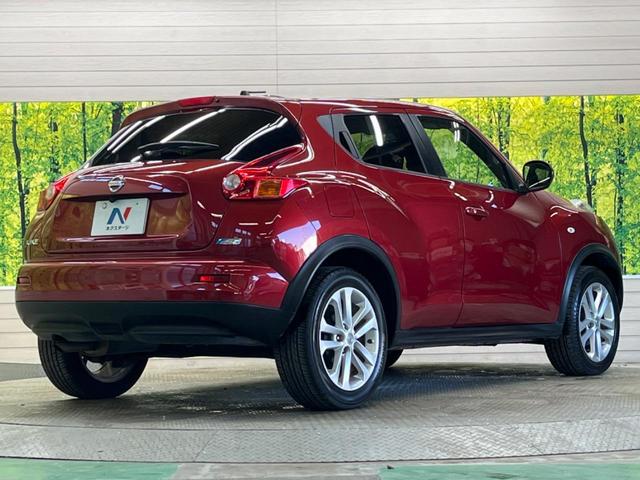 ジューク 15RX 禁煙車 純正ナビフルセグ HIDヘッド 純正OP17インチAW バックカメラ ETC Bluetooth スマートキー オートエアコン オートライト 革巻ステアリング DVD再生(17枚目)