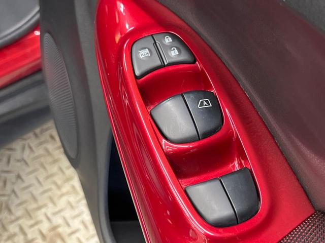 ジューク 15RX 禁煙車 純正ナビフルセグ HIDヘッド 純正OP17インチAW バックカメラ ETC Bluetooth スマートキー オートエアコン オートライト 革巻ステアリング DVD再生(43枚目)