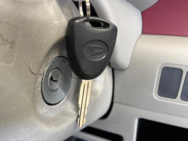 ムーヴコンテ Ｌ　禁煙車　ナビ　ドラレコ　ＥＴＣ　ＣＤ　アイドリングストップ　パワーウィンドウ　アームレスト　電動格納ミラー　プライバシーガラス　バニティミラー　パワーステアリング（28枚目）