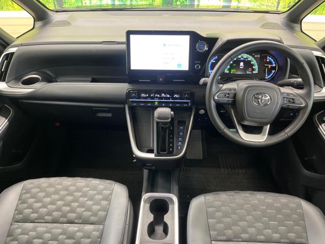 ヴォクシー ハイブリッドＳ－Ｚ　禁煙車　純正１０．５型ナビＴＶ　セーフティーセンス　バックカメラ　１００Ｖ電源　ハーフレザーシート　ドラレコ　ＥＴＣ２．０　コーナーセンサー　スマートキー　ＬＥＤヘッド　純正１７インチＡＷ（2枚目）