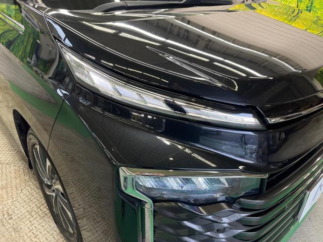 ヴォクシー ハイブリッドＳ－Ｚ　禁煙車　純正１０．５型ナビＴＶ　セーフティーセンス　バックカメラ　１００Ｖ電源　ハーフレザーシート　ドラレコ　ＥＴＣ２．０　コーナーセンサー　スマートキー　ＬＥＤヘッド　純正１７インチＡＷ（13枚目）