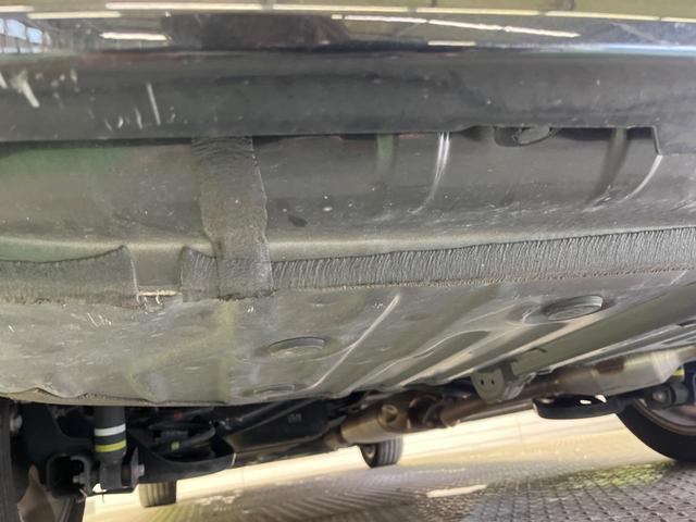 ヴォクシー ハイブリッドＳ－Ｚ　禁煙車　純正１０．５型ナビＴＶ　セーフティーセンス　バックカメラ　１００Ｖ電源　ハーフレザーシート　ドラレコ　ＥＴＣ２．０　コーナーセンサー　スマートキー　ＬＥＤヘッド　純正１７インチＡＷ（24枚目）