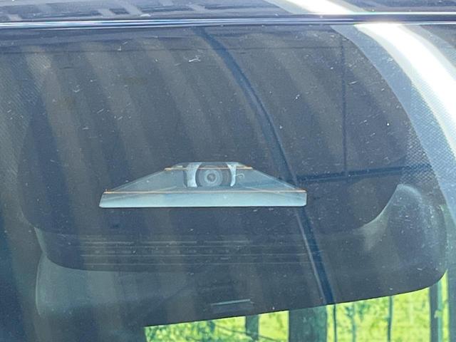 ヴォクシー ハイブリッドＳ－Ｚ　禁煙車　純正１０．５型ナビＴＶ　セーフティーセンス　バックカメラ　１００Ｖ電源　ハーフレザーシート　ドラレコ　ＥＴＣ２．０　コーナーセンサー　スマートキー　ＬＥＤヘッド　純正１７インチＡＷ（27枚目）