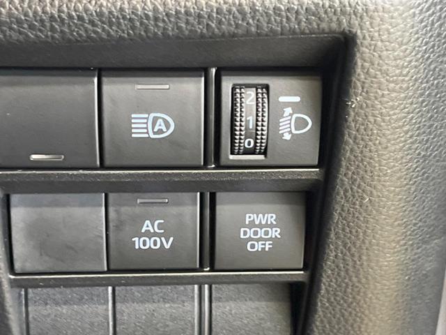 ヴォクシー ハイブリッドＳ－Ｚ　禁煙車　純正１０．５型ナビＴＶ　セーフティーセンス　バックカメラ　１００Ｖ電源　ハーフレザーシート　ドラレコ　ＥＴＣ２．０　コーナーセンサー　スマートキー　ＬＥＤヘッド　純正１７インチＡＷ（30枚目）